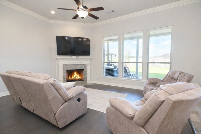 359 Royal Oak Boulevard, Thibodaux, LA 70301