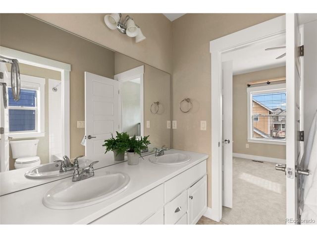 5234 Chester St, Denver, CO 80238