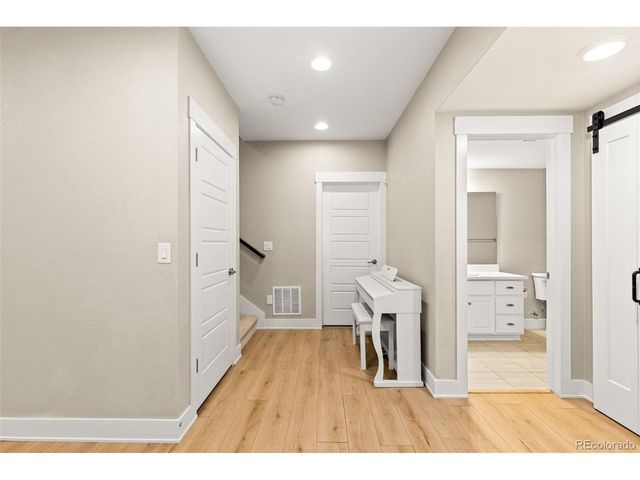 5234 Chester St, Denver, CO 80238