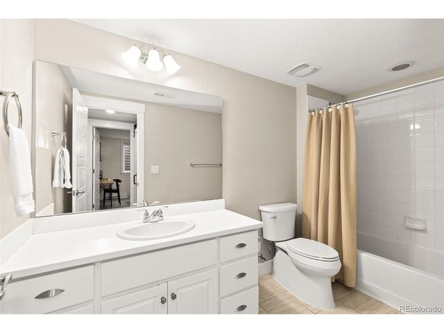 5234 Chester St, Denver, CO 80238