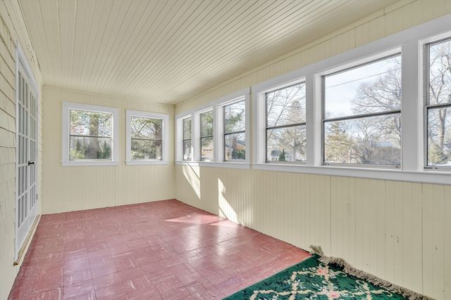 27 Border Rd, Natick, MA 01760