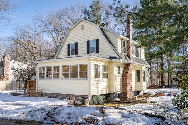27 Border Rd, Natick, MA 01760