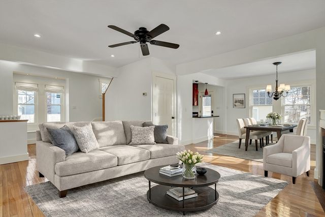 27 Border Rd, Natick, MA 01760