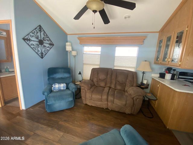 1087 S SHOSHONE Drive 87, Apache Junction, AZ 85119