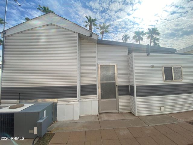 1087 S SHOSHONE Drive 87, Apache Junction, AZ 85119