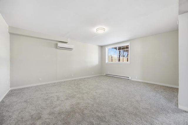 3324 39th Avenue S, Fargo, ND 58104