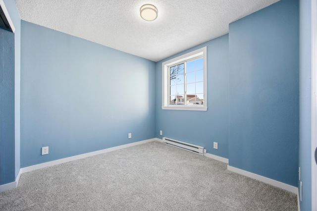 3324 39th Avenue S, Fargo, ND 58104