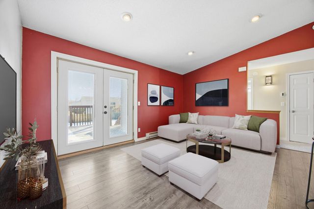 3324 39th Avenue S, Fargo, ND 58104