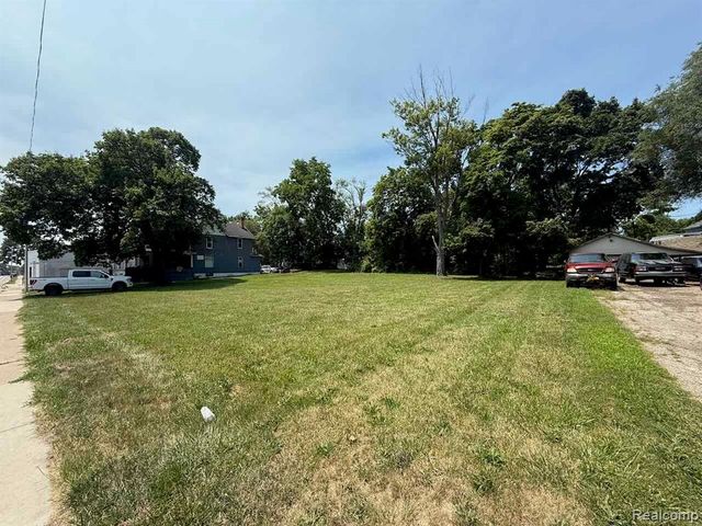353 N Perry Street, Pontiac, MI 48342