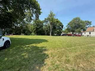 353 N Perry Street, Pontiac, MI 48342