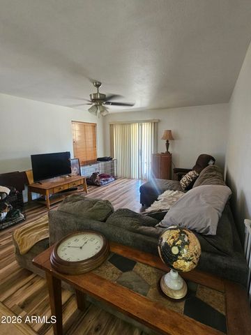 7331 W Raymond Street, Phoenix, AZ 85043