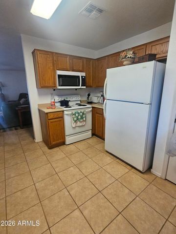 7331 W Raymond Street, Phoenix, AZ 85043