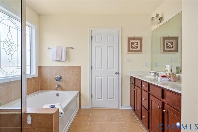 2524 Sailboat Pl, Midlothian, VA 23112