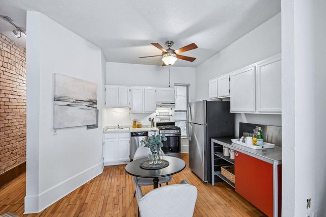 605 S 9th Street 6, Minneapolis, MN 55404