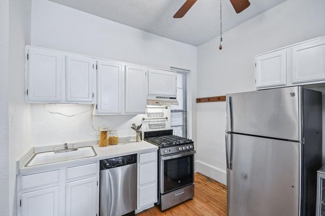 605 S 9th Street 6, Minneapolis, MN 55404