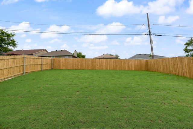 6038 Plum Dale Road, Dallas, TX 75241
