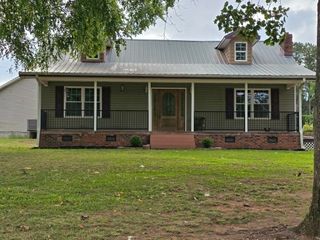 200 Cocoa Road, Inman, SC 29349
