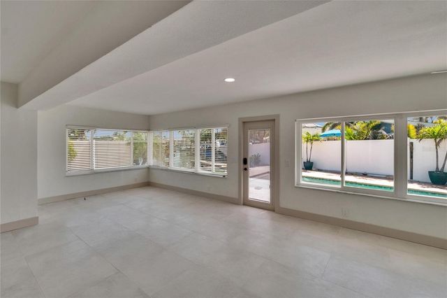 1492 SEA GULL DRIVE S, South Pasadena, FL 33707