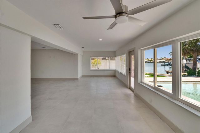 1492 SEA GULL DRIVE S, South Pasadena, FL 33707