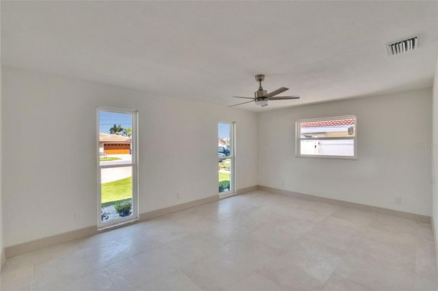 1492 SEA GULL DRIVE S, South Pasadena, FL 33707