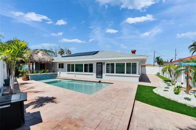 1492 SEA GULL DRIVE S, South Pasadena, FL 33707