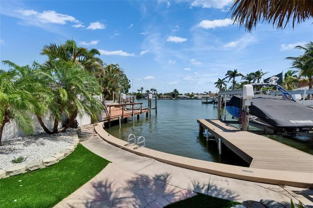 1492 SEA GULL DRIVE S, South Pasadena, FL 33707