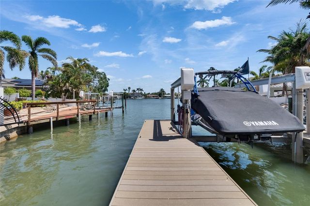 1492 SEA GULL DRIVE S, South Pasadena, FL 33707