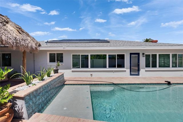 1492 SEA GULL DRIVE S, South Pasadena, FL 33707
