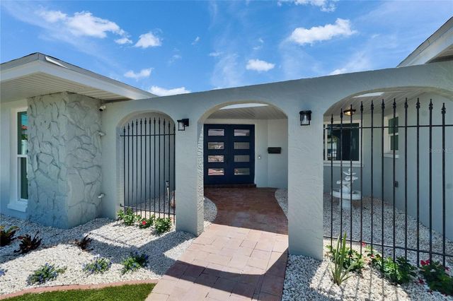 1492 SEA GULL DRIVE S, South Pasadena, FL 33707