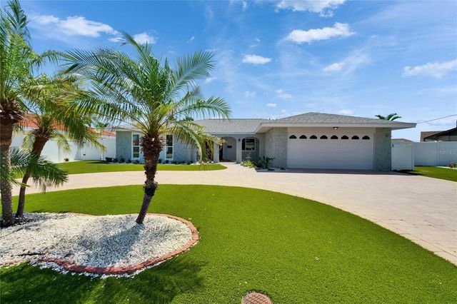 1492 SEA GULL DRIVE S, South Pasadena, FL 33707