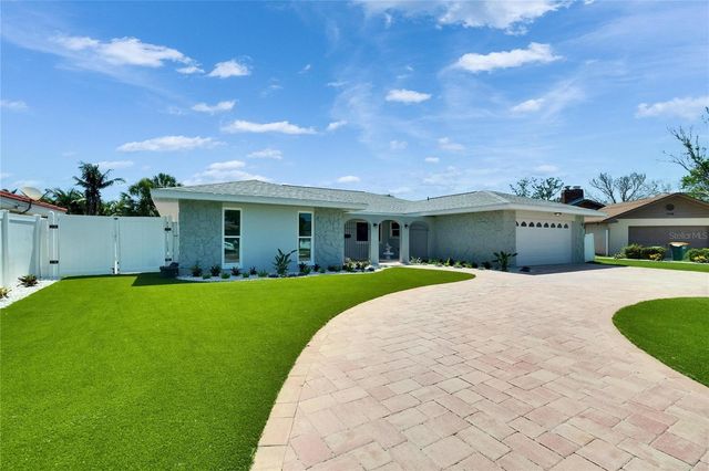 1492 SEA GULL DRIVE S, South Pasadena, FL 33707