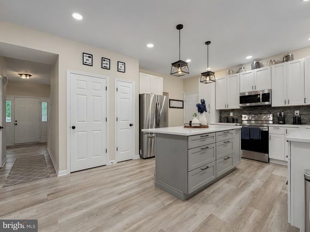 11645 DORADO BEACH CT SW, Waldorf, MD 20602