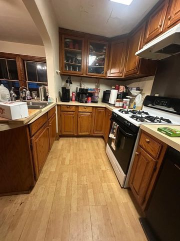 118 Adams, East Brookfield, MA 01515