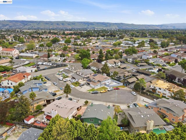 31213 Kimberly Ct, Union City, CA 94587