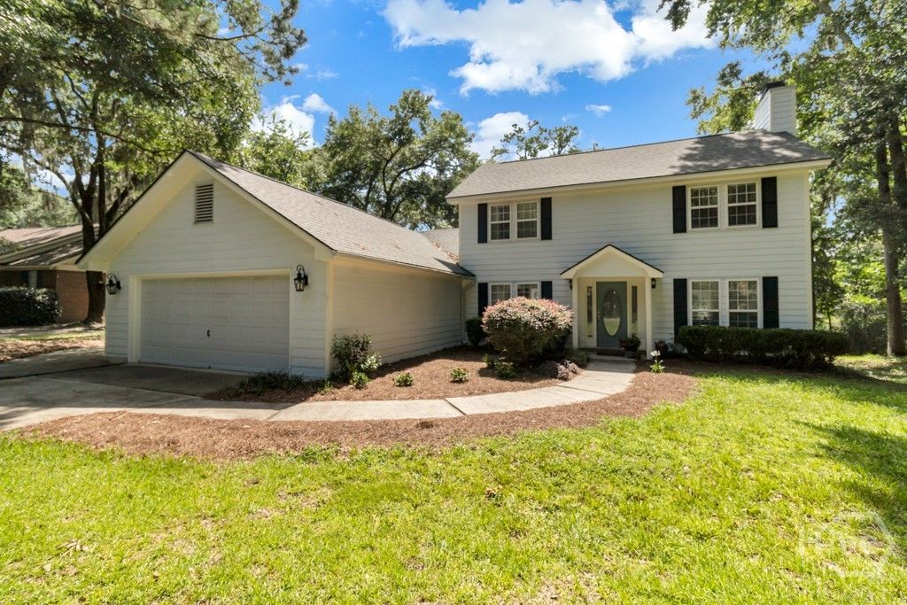 Image 2 of property listing at 411 Tivoli Marsh Road, Richmond Hill, GA 31324