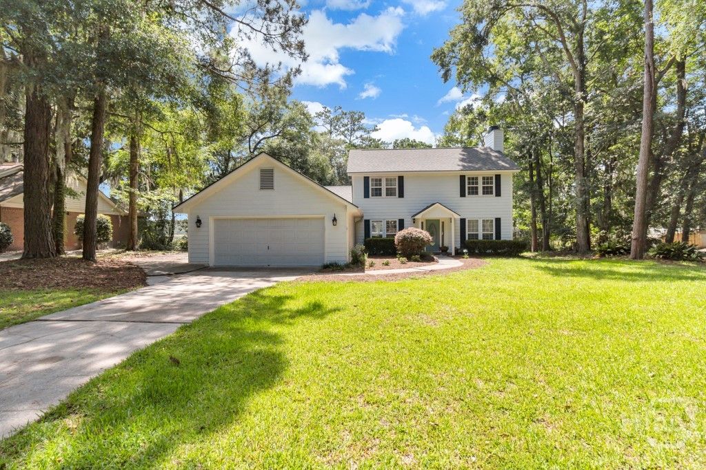Image 4 of property listing at 411 Tivoli Marsh Road, Richmond Hill, GA 31324
