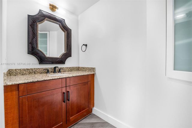 7270 SW 88th St B303, Miami, FL 33156