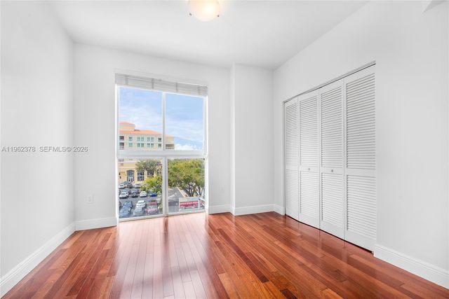 7270 SW 88th St B303, Miami, FL 33156