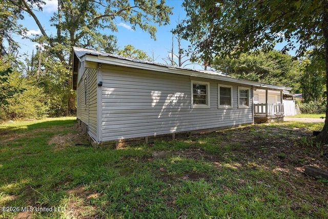 1446 Lakeview Avenue, Jackson, MS 39212