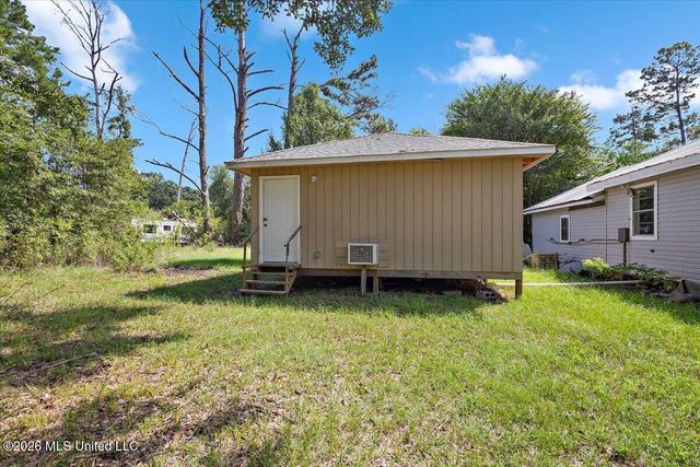 1446 Lakeview Avenue, Jackson, MS 39212