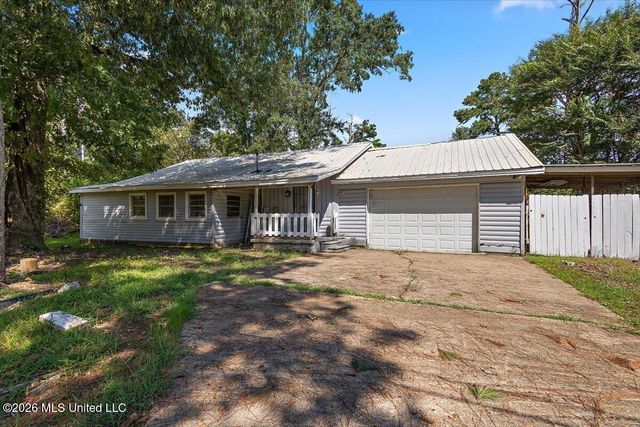 1446 Lakeview Avenue, Jackson, MS 39212