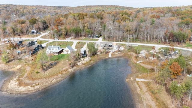 740 Waters Edge Way, Tracy City, TN 37387