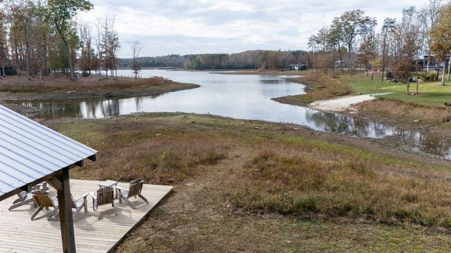 740 Waters Edge Way, Tracy City, TN 37387