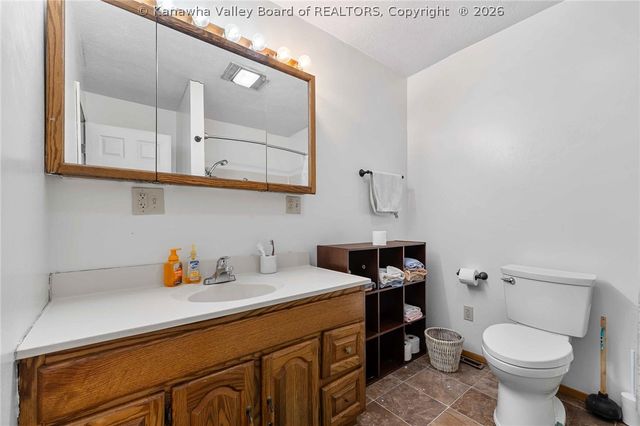 158 Ranch Lake Boulevard, Scott Depot, WV 25560