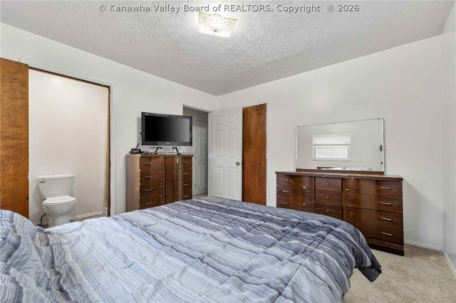 158 Ranch Lake Boulevard, Scott Depot, WV 25560