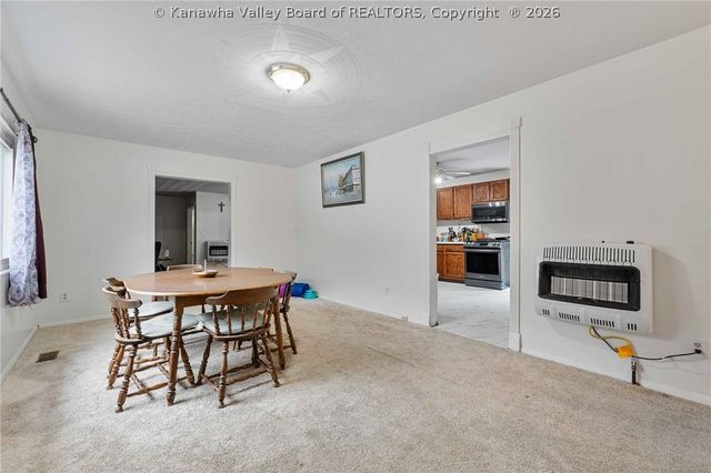 158 Ranch Lake Boulevard, Scott Depot, WV 25560