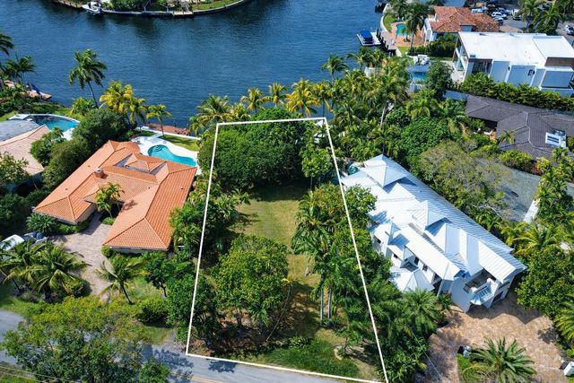 2405 MIDDLE RIVER Drive, Fort Lauderdale, FL 33305