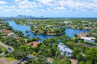 2405 MIDDLE RIVER Drive, Fort Lauderdale, FL 33305