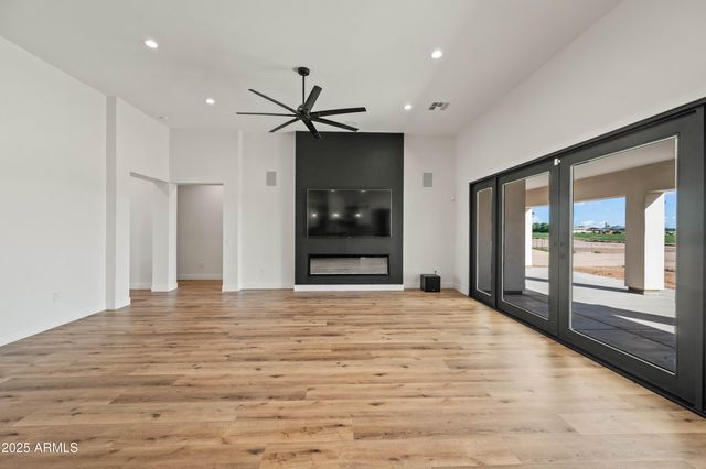 22123 W HARWELL Road, Buckeye, AZ 85326