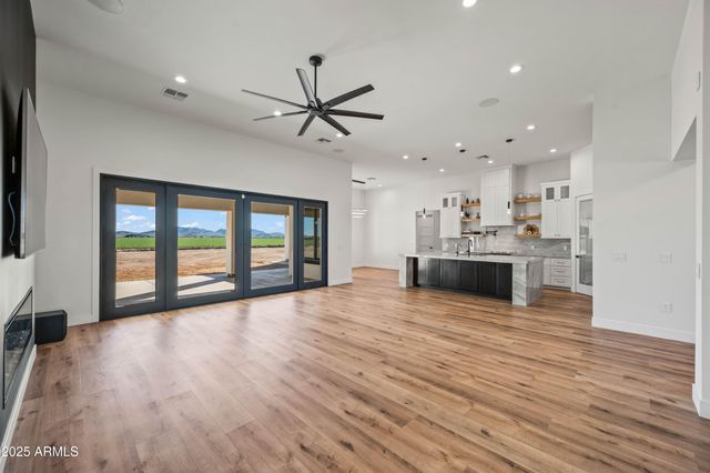 22123 W HARWELL Road, Buckeye, AZ 85326